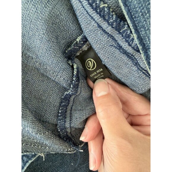 Versona Women’s Denim Jean Jacket Small Medium Wash Raw Hem Button Front Stretch - Picture 4 of 10